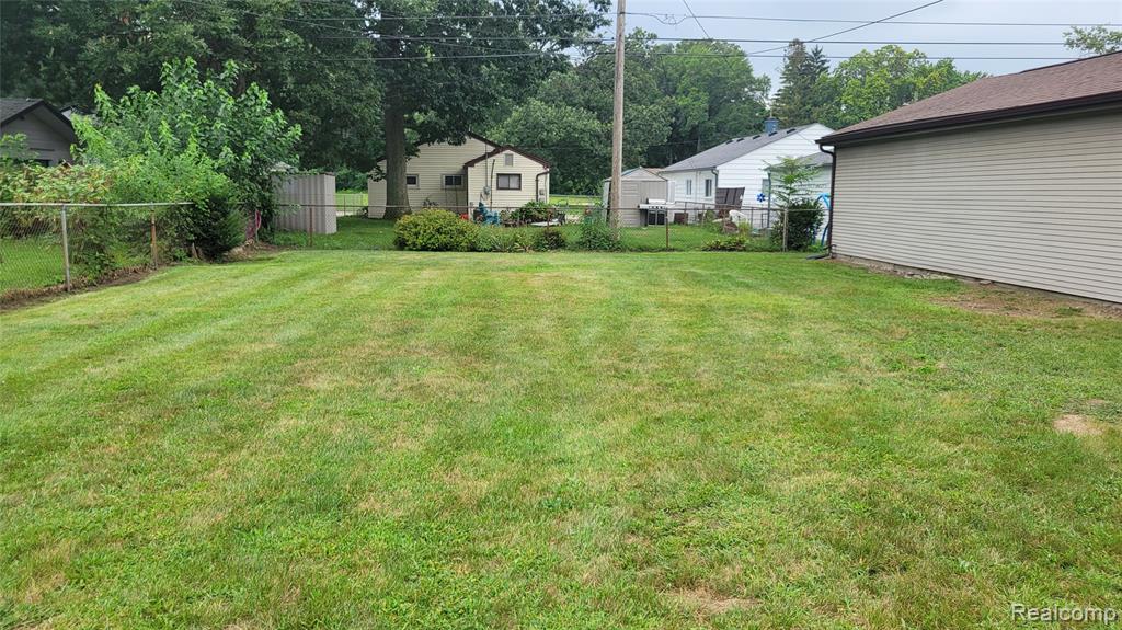 4910 Moore Street, Wayne, MI 48184 — Photo 20
