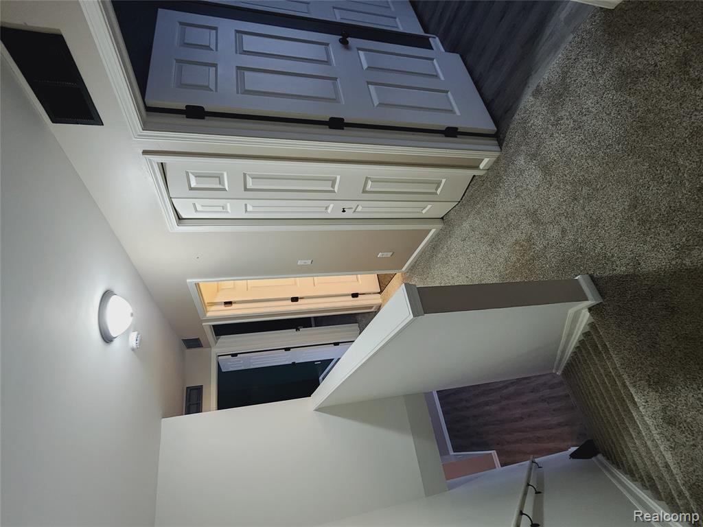 5184 Meadow Crest Circle, Holly, MI 48442 — Photo 18
