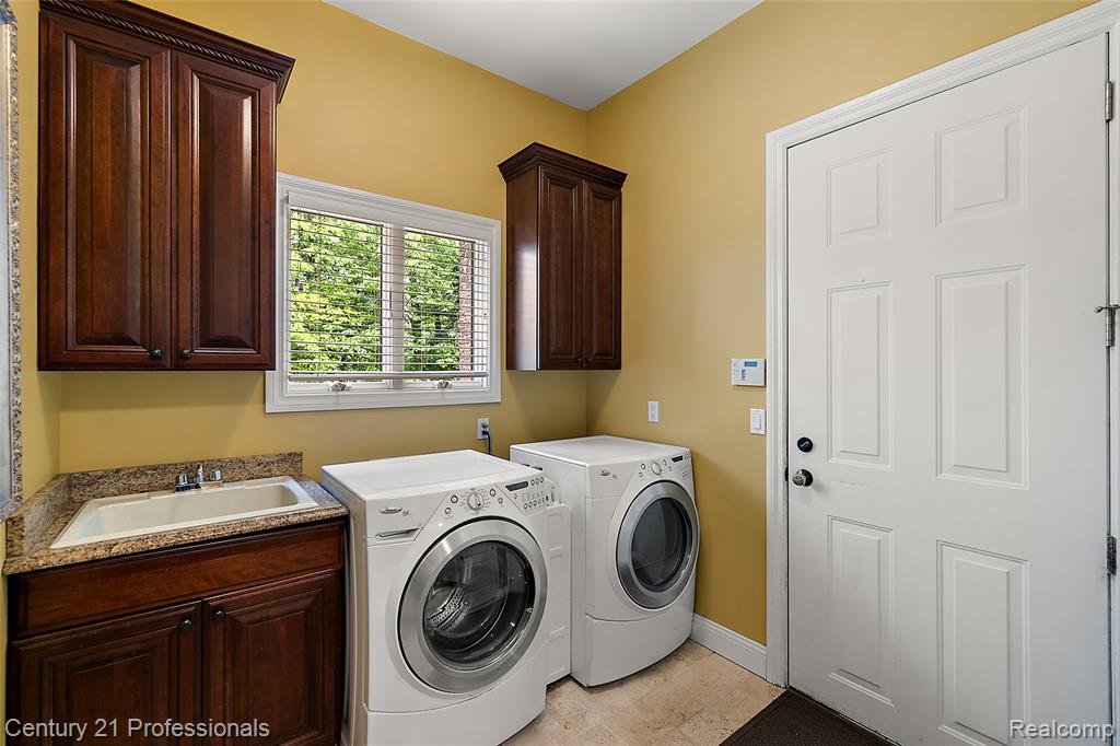 1181 Iroquois Trail, Oxford, MI 48371 — Photo 43