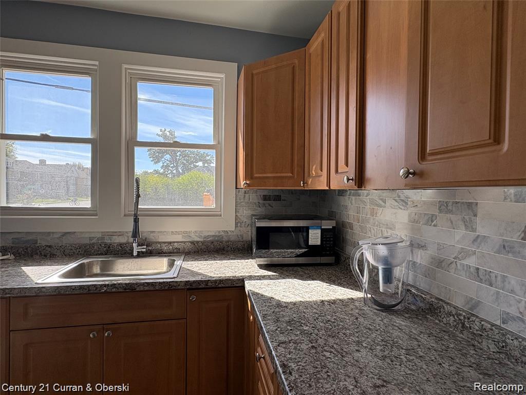 1734 Calvert St., Detroit, MI 48206 — Photo 9