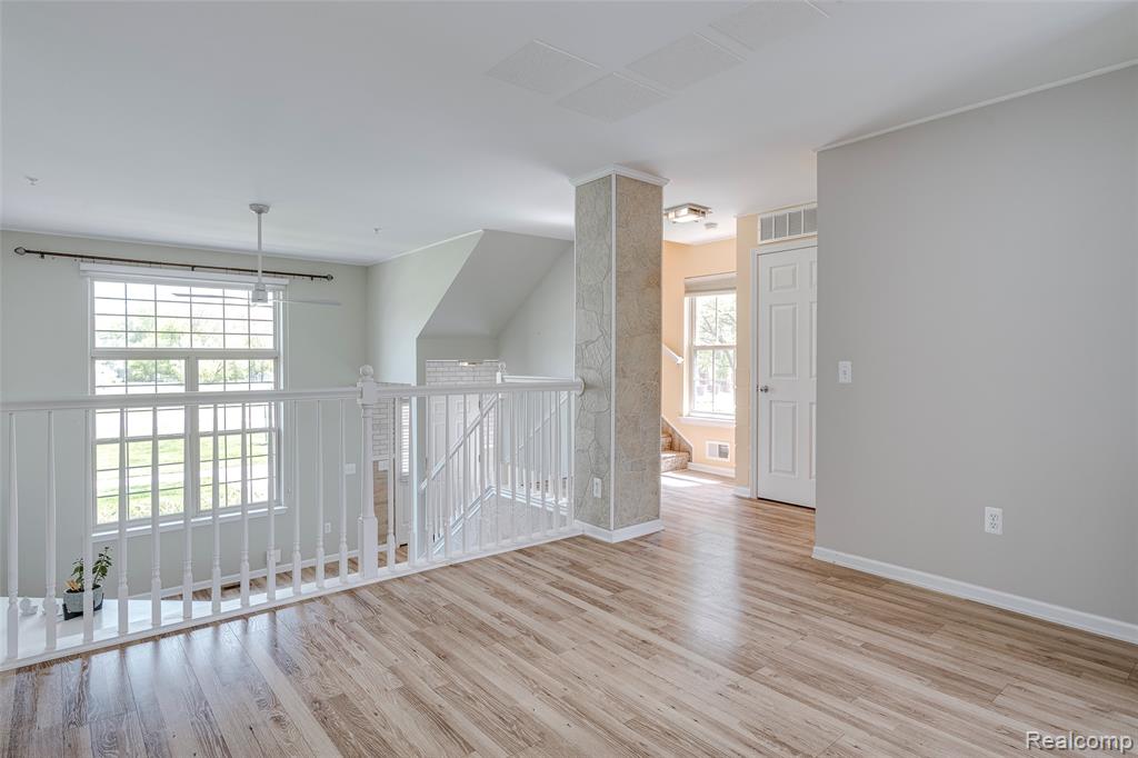 454 Old Pine Way, Walled Lake, MI 48390 — Photo 13
