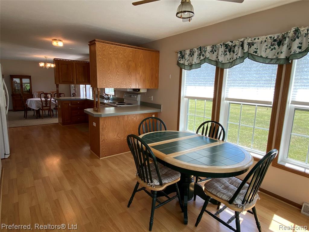 3185 Faussett Road, Howell, MI 48855 — Photo 9
