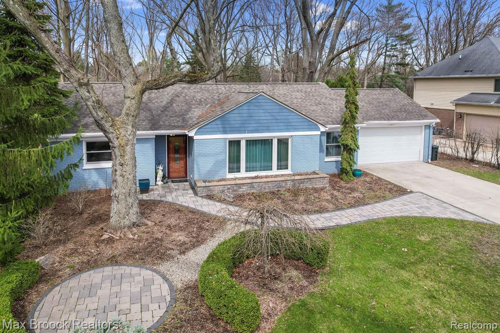 2905 W HICKORY GROVE Road, Bloomfield Hills, MI 48302 — Photo 6