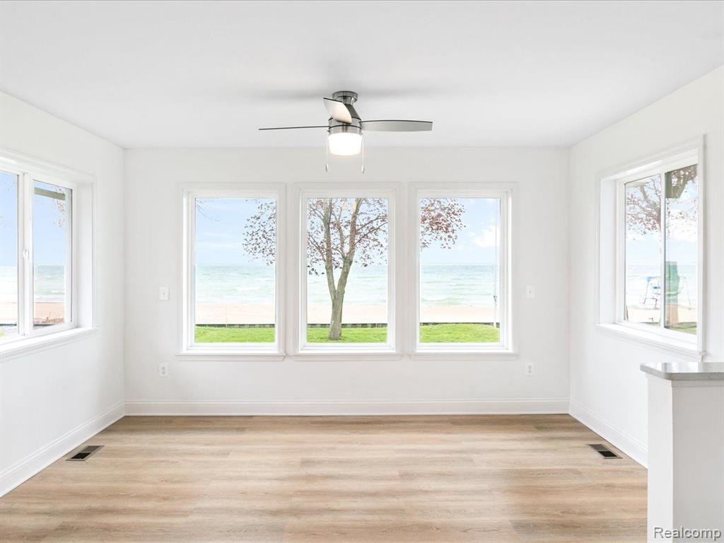 5444 LAKESHORE Road, Fort Gratiot, MI 48059 — Photo 11