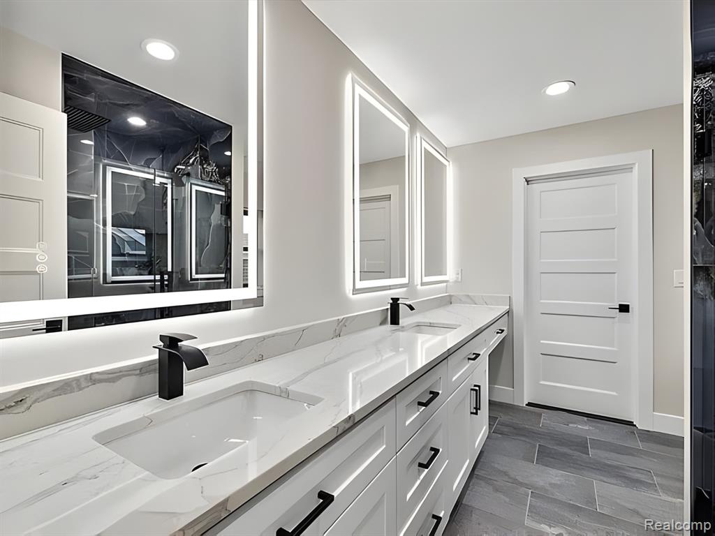 920 W Maplehurst Street, Ferndale, MI 48220 — Photo 3