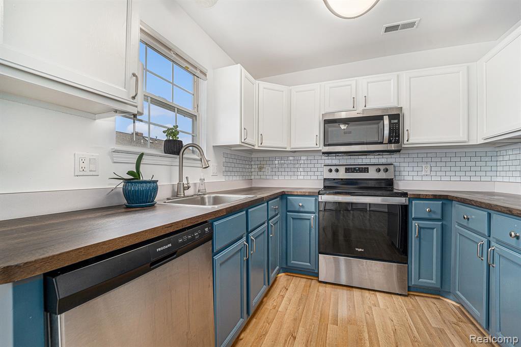 170 Allenhurst Avenue, Royal Oak, MI 48067 — Photo 9