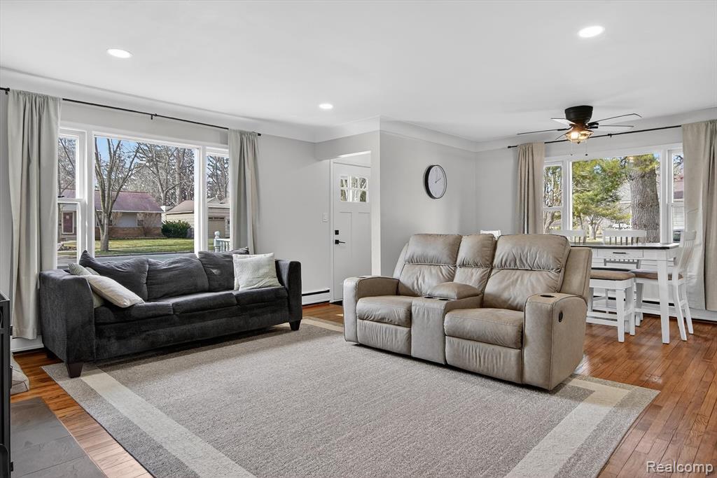 23170 Hawthorne Street, Farmington, MI 48336 — Photo 9