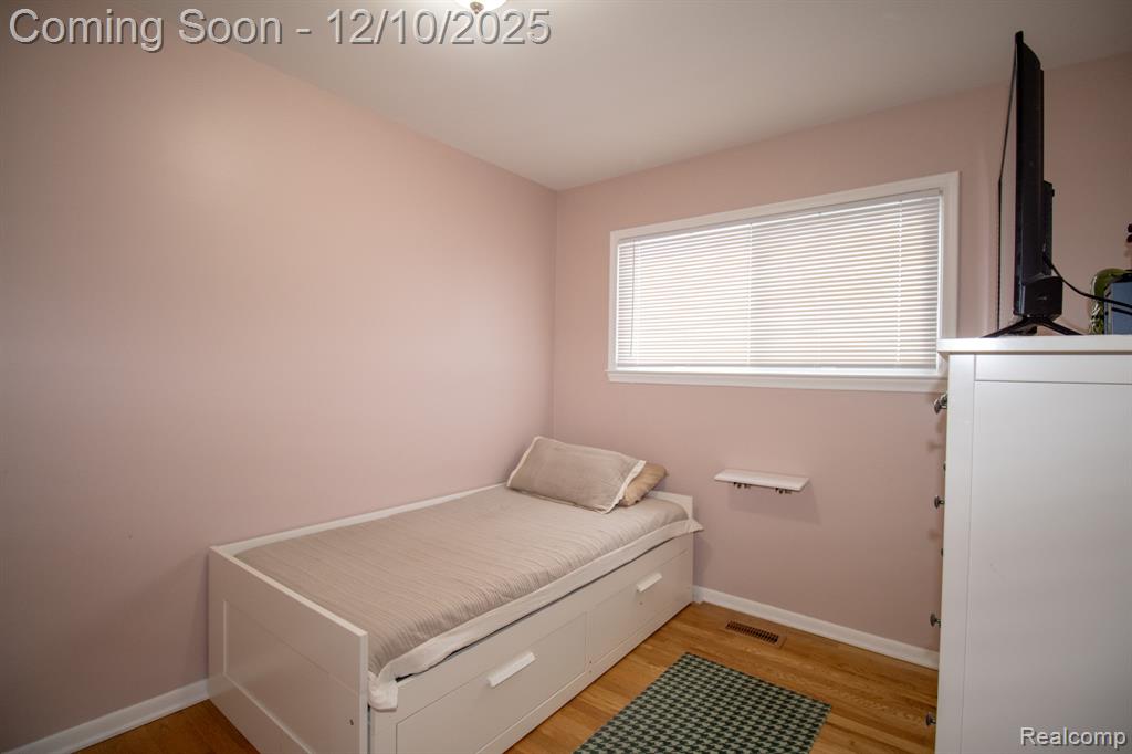 8225 N Hubbard Street, Westland, MI — Photo 21