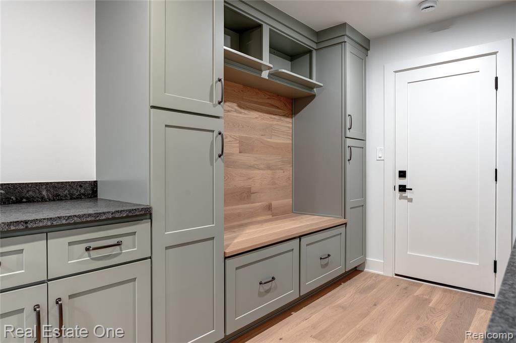 786 S Cranbrook Road, Bloomfield Hills, MI 48301 — Photo 4