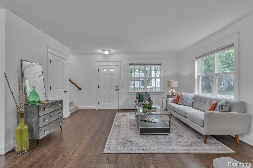 715 Gardenia Avenue, Royal Oak, MI 48067 — Photo 6