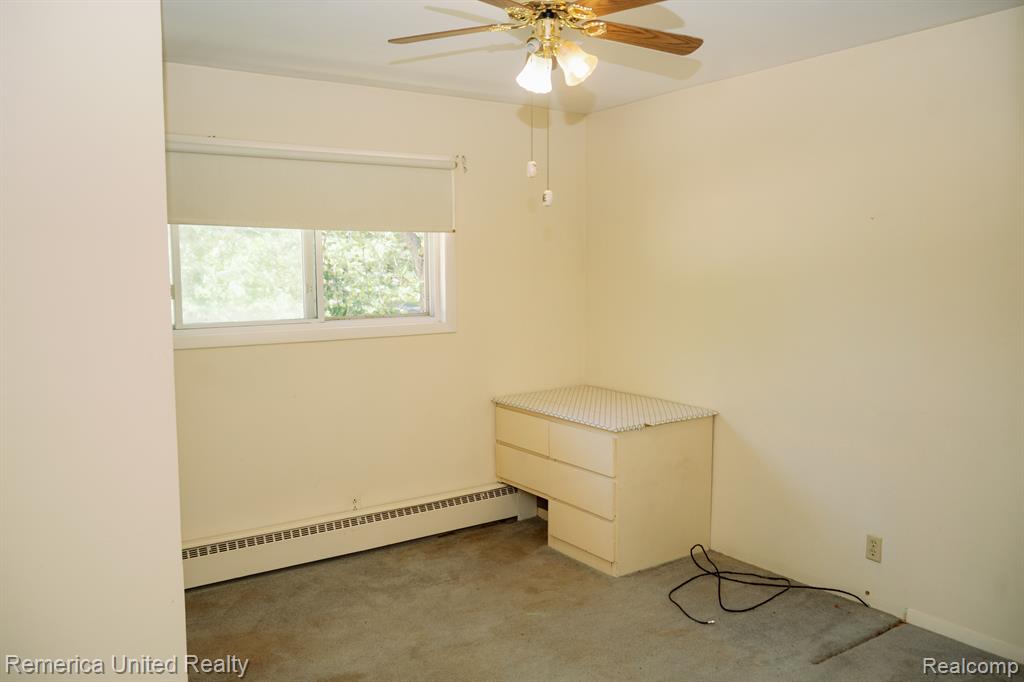 509 COLLINGWOOD Street, Houghton Lake, MI 48629 — Photo 13
