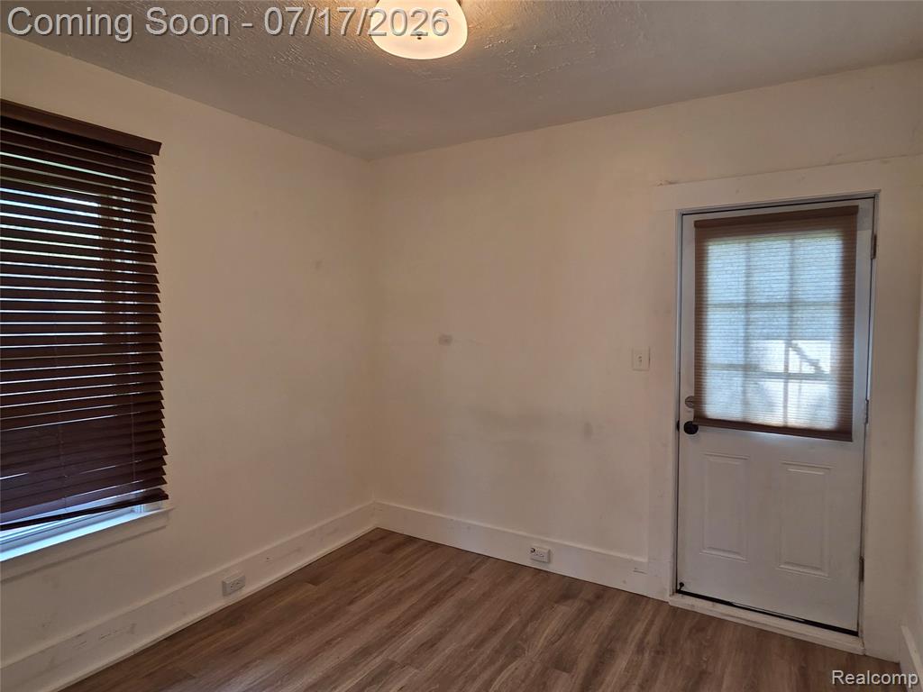 7455 Churchill Street, Detroit, MI 48206 — Photo 27
