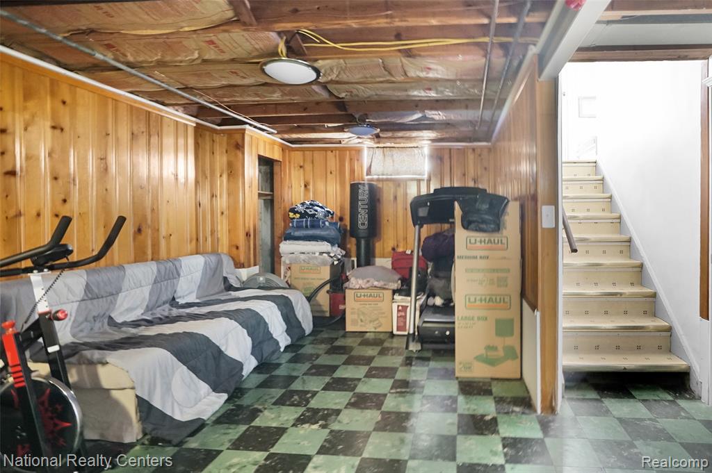 951 E Garfield Avenue, Hazel Park, MI 48030 — Photo 12