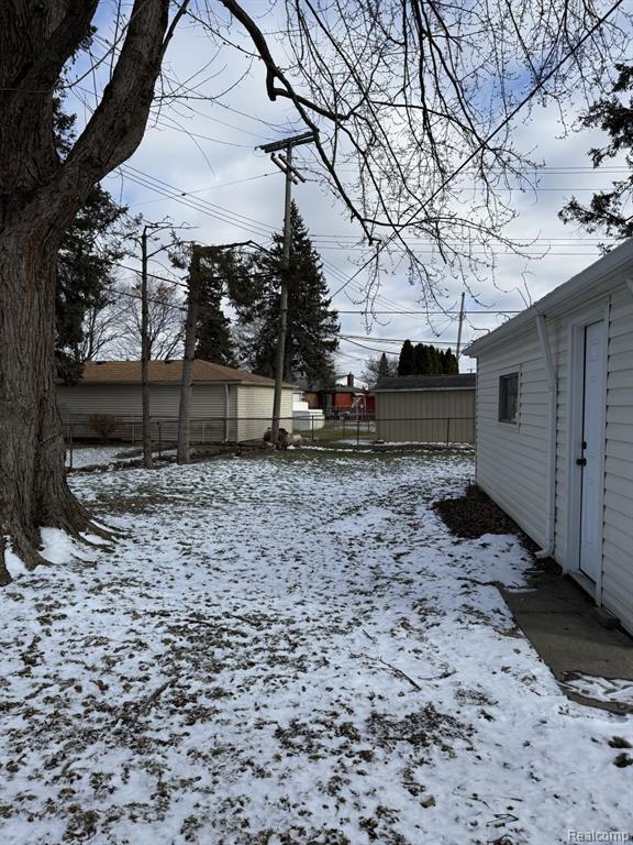 8411 Monroe Boulevard, Taylor, MI 48180 — Photo 8