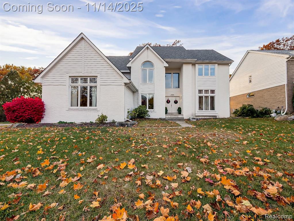 7359 Woodlore Drive, West Bloomfield, MI 48323 — Photo 44
