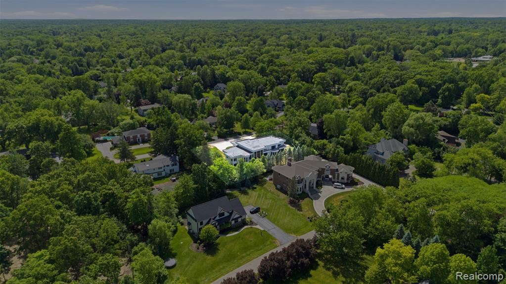 24696 Franklin Park Drive, Franklin, MI 48025 — Photo 93