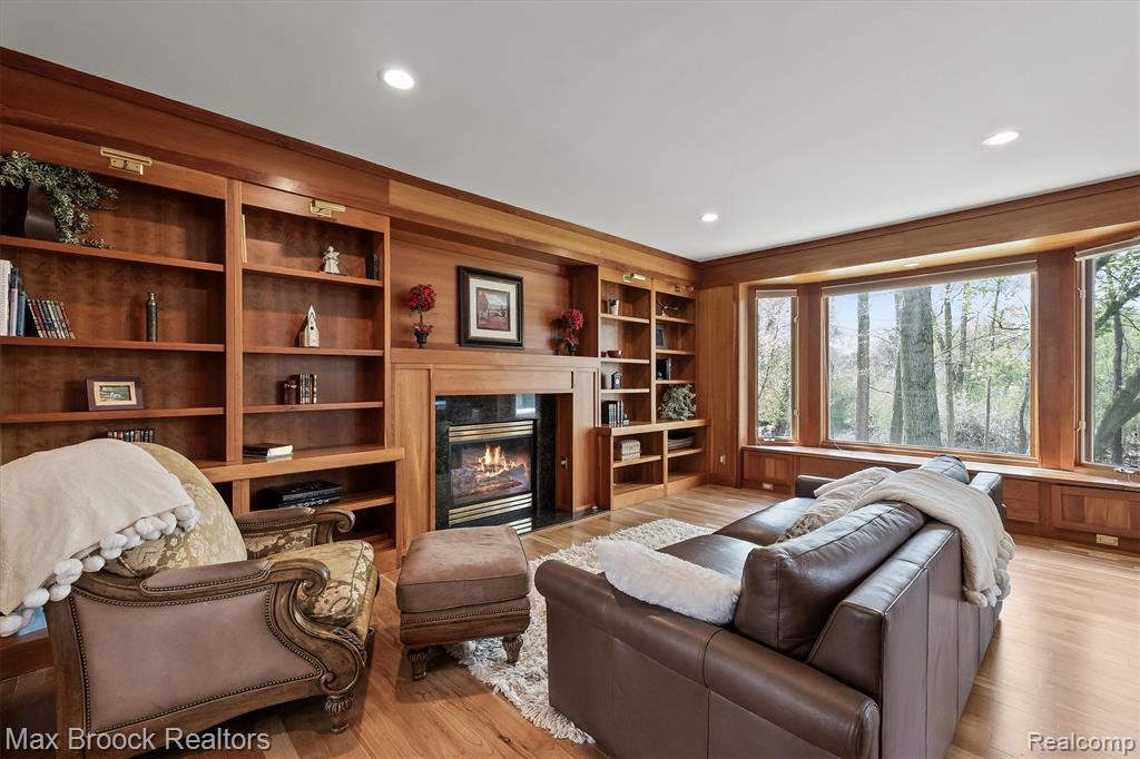 398 Shrewsbury Drive, Clarkston, MI 48348 — Photo 26