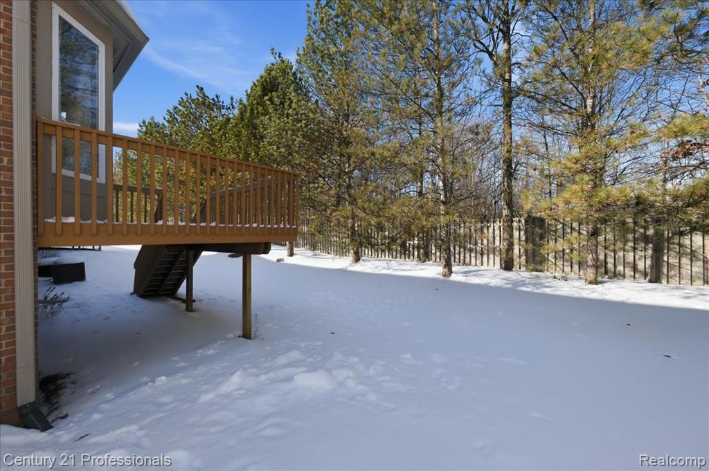 3895 Arbor Drive, Auburn Hills, MI 48326 — Photo 33