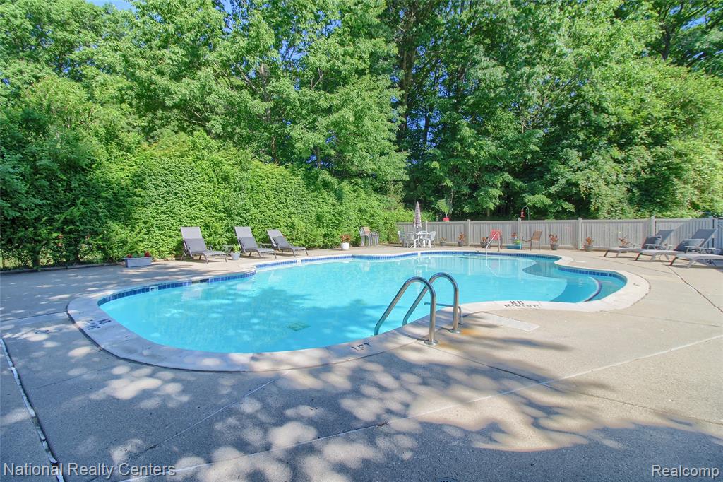 16547 Middlebelt Road, 6, Livonia, MI 48154 — Photo 29