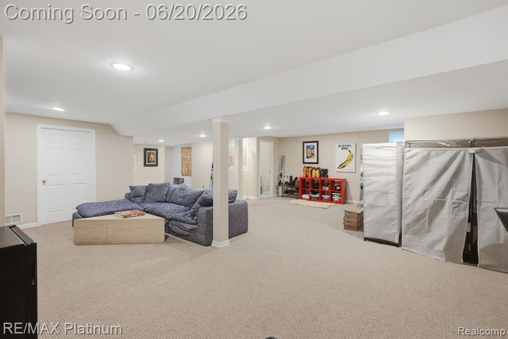 814 Whisperwood Drive, Fenton, MI 48430 — Photo 24