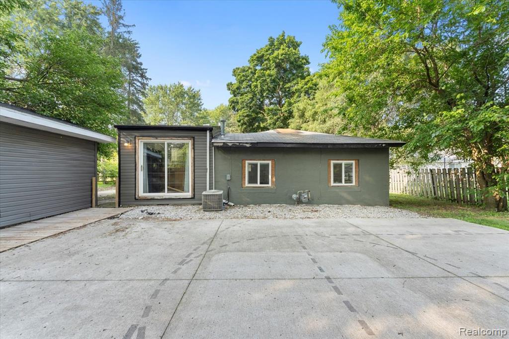 8121 Delray Street, Lambertville, MI 48144 — Photo 19