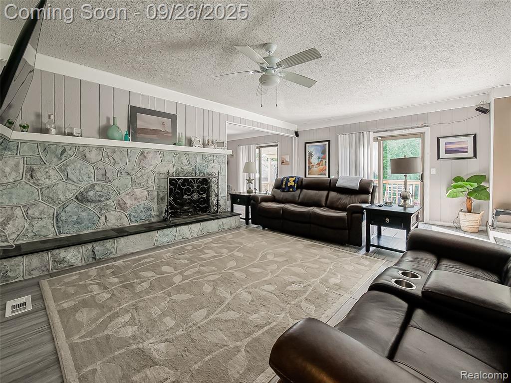 5854 Vincent Trail, Shelby Twp, MI 48316 — Photo 6