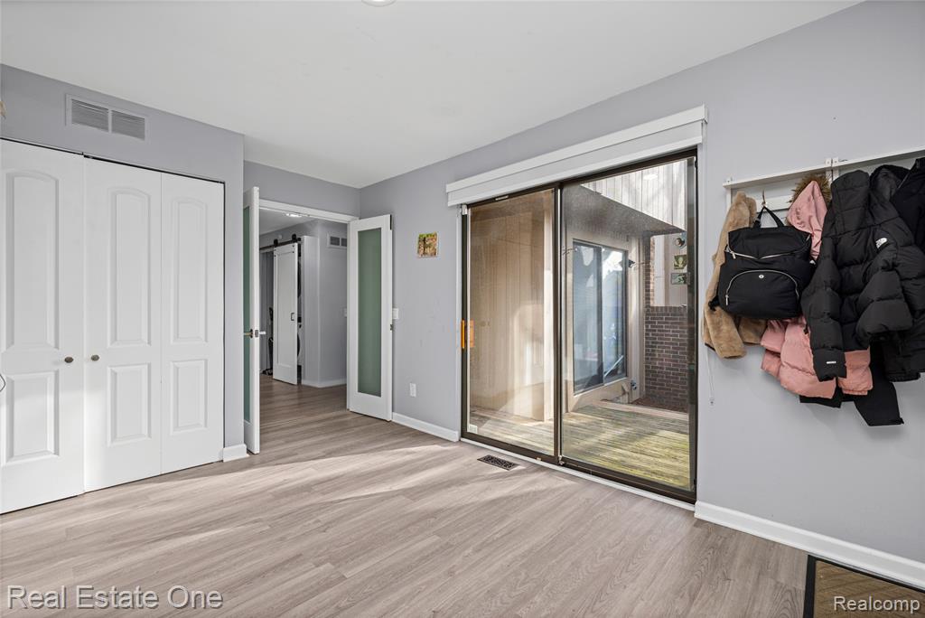 5273 Wright Way E, West Bloomfield, MI — Photo 26