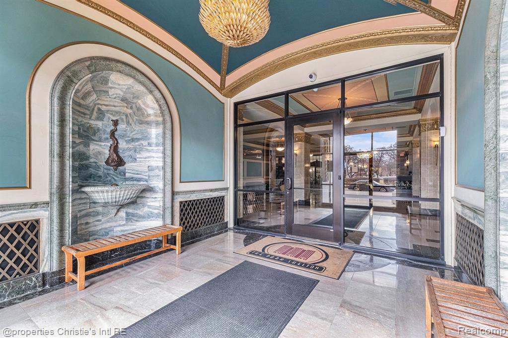 15 E KIRBY Street, 422, Detroit, MI 48202 — Photo 20