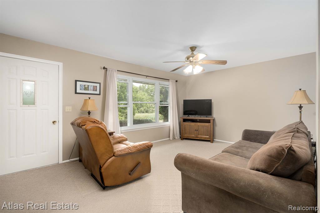 5067 Walker Road, Davison, MI 48423 — Photo 17