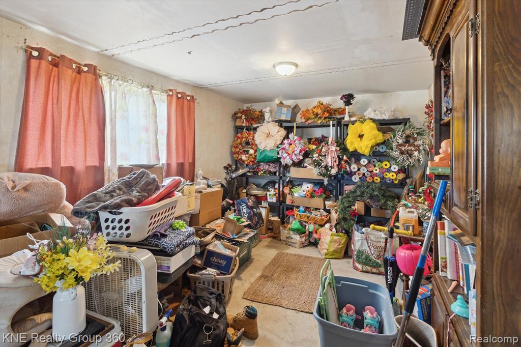 6074 NIGHTINGALE Street, Dearborn Heights, MI 48127 — Photo 31