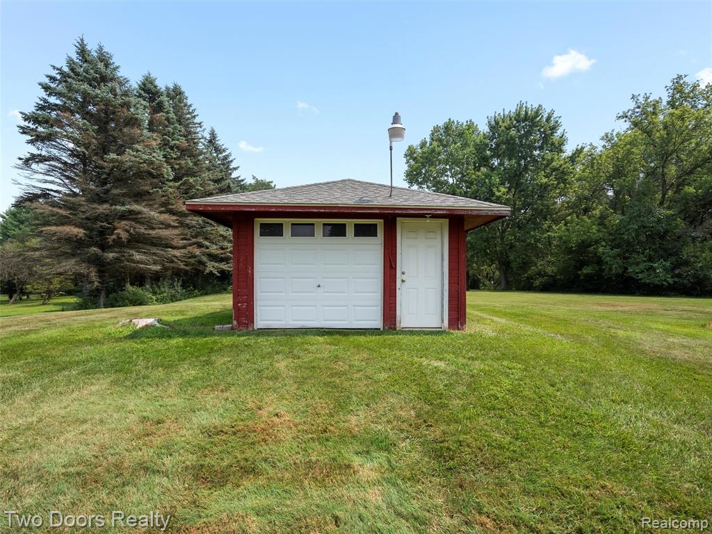 7137 Blankenship Circle, Davison, MI 48423 — Photo 9