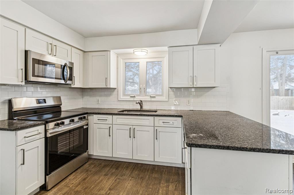 39735 Bonnie Court, Clinton Twp, MI 48038 — Photo 10