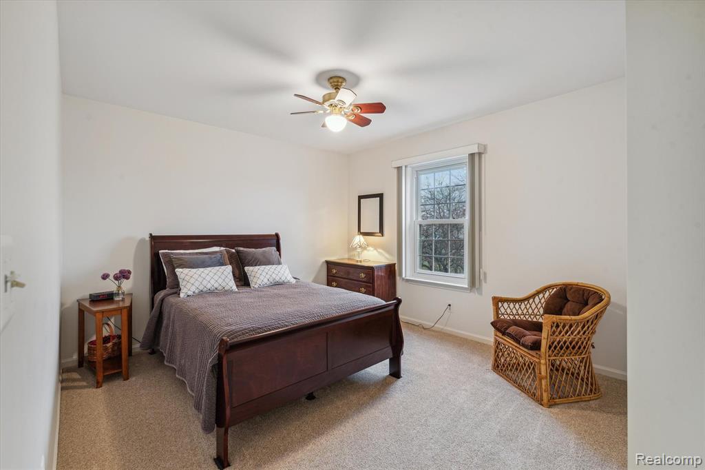 45303 CLAYMORE Drive, Canton, MI 48187 — Photo 37