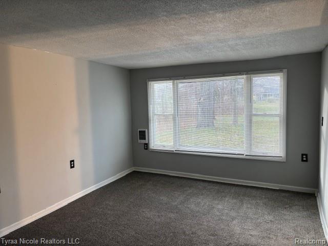 6357 DENTON Road, Belleville, MI 48111 — Photo 8