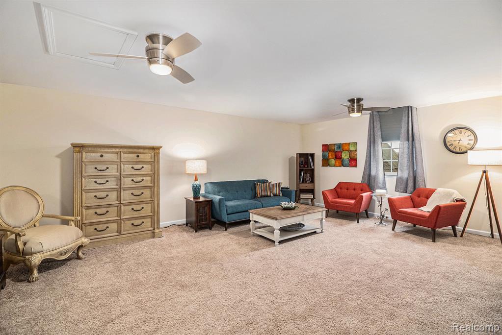 7970 Russell Drive, Westland, MI — Photo 24