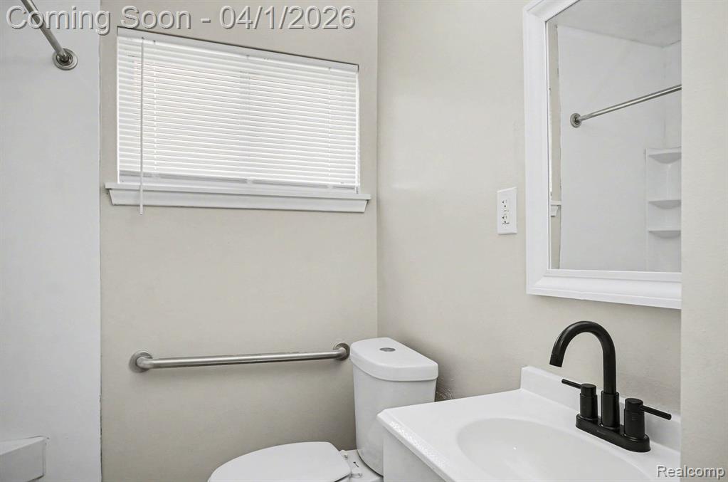 24834 Schroeder Avenue, Eastpointe, MI 48021 — Photo 15