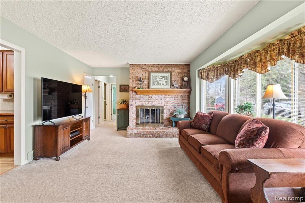 55 MINNETONKA Drive, Oxford, MI 48371 — Photo 7