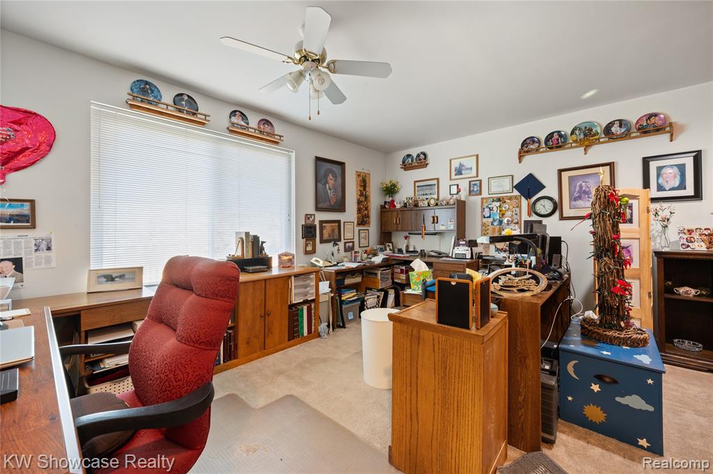 727 Mill Pointe Drive, 16, Milford, MI 48381 — Photo 28