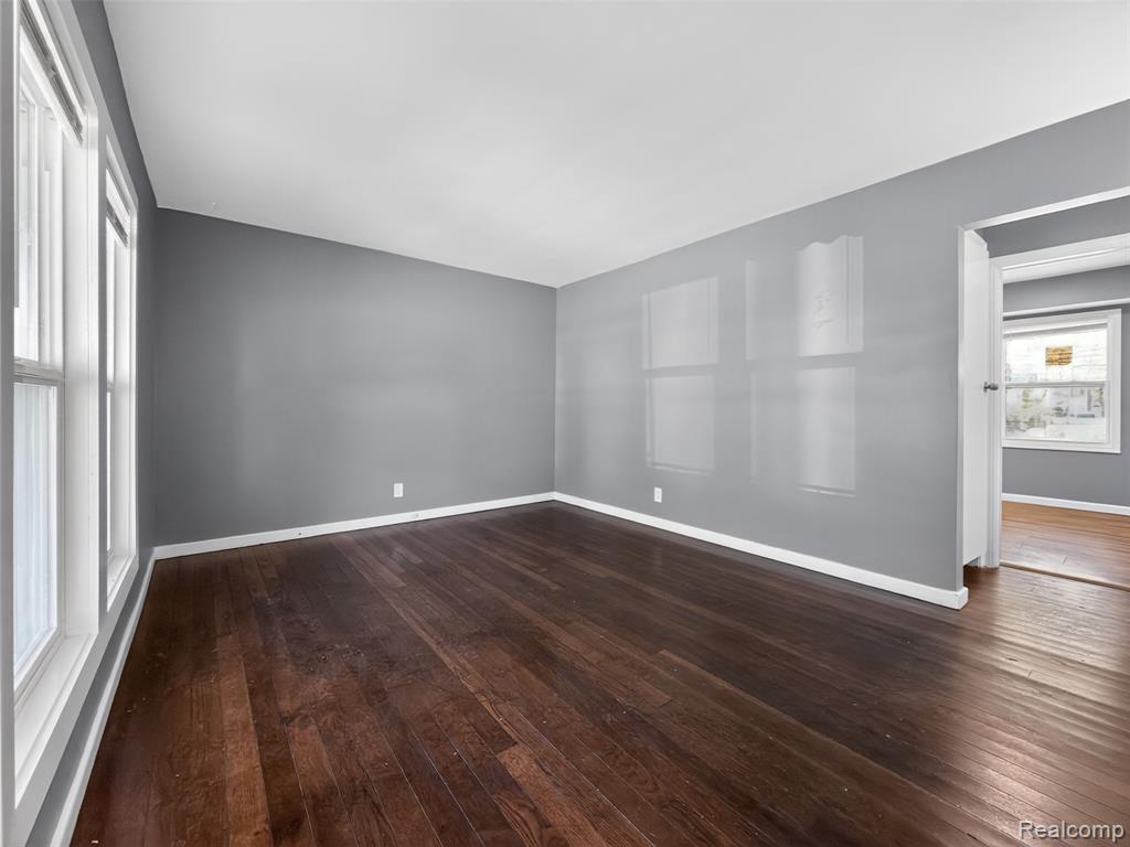 20553 Hamburg Street, Detroit, MI 48205 — Photo 5