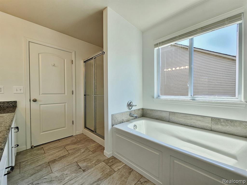 13401 STAMFORD Road, Belleville, MI 48111 — Photo 24