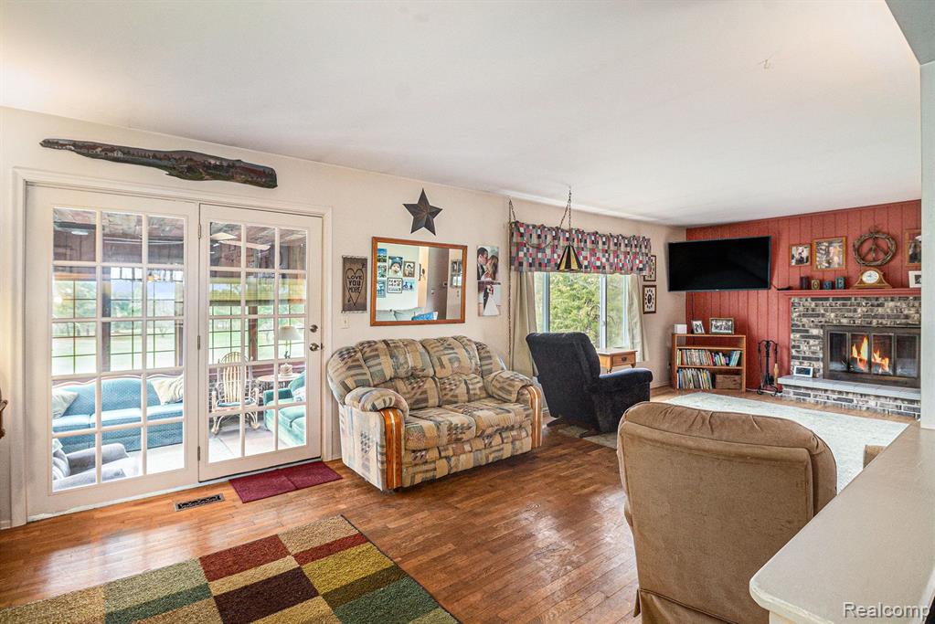 6181 LOBDELL Road, Linden, MI 48451 — Photo 13