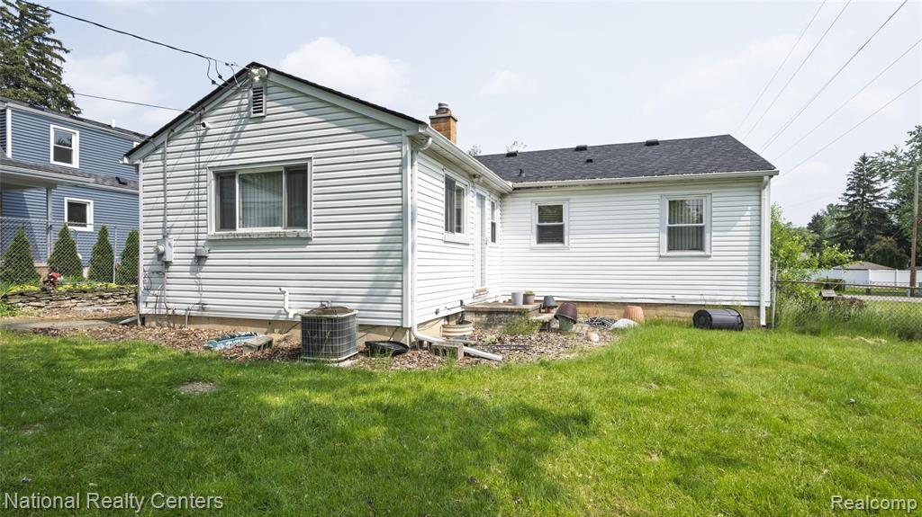 2561 Verna Street, Ypsilanti, MI 48197 — Photo 23