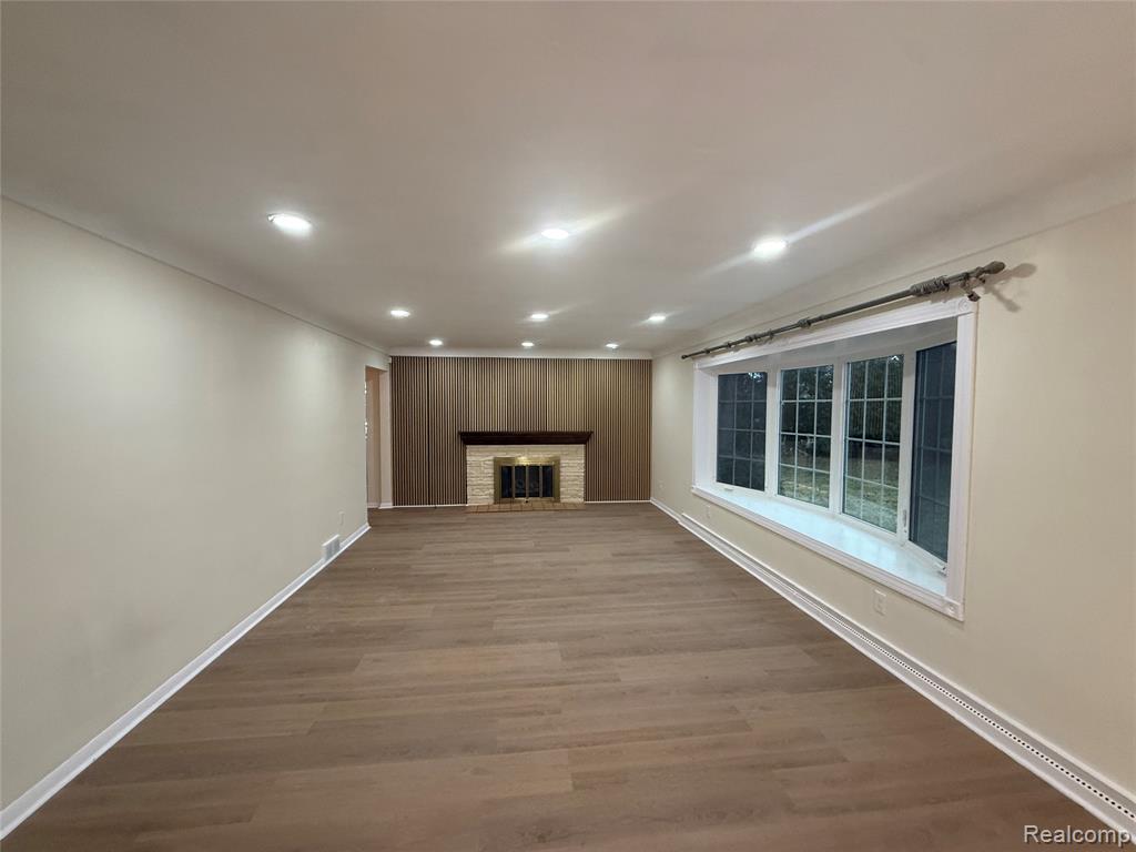 50 Shadyside Court, Saginaw, MI 48638 — Photo 8