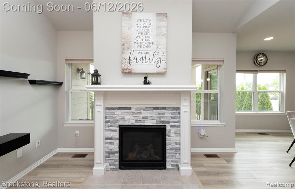 981 COTTAGE, Troy, MI 48085 — Photo 10