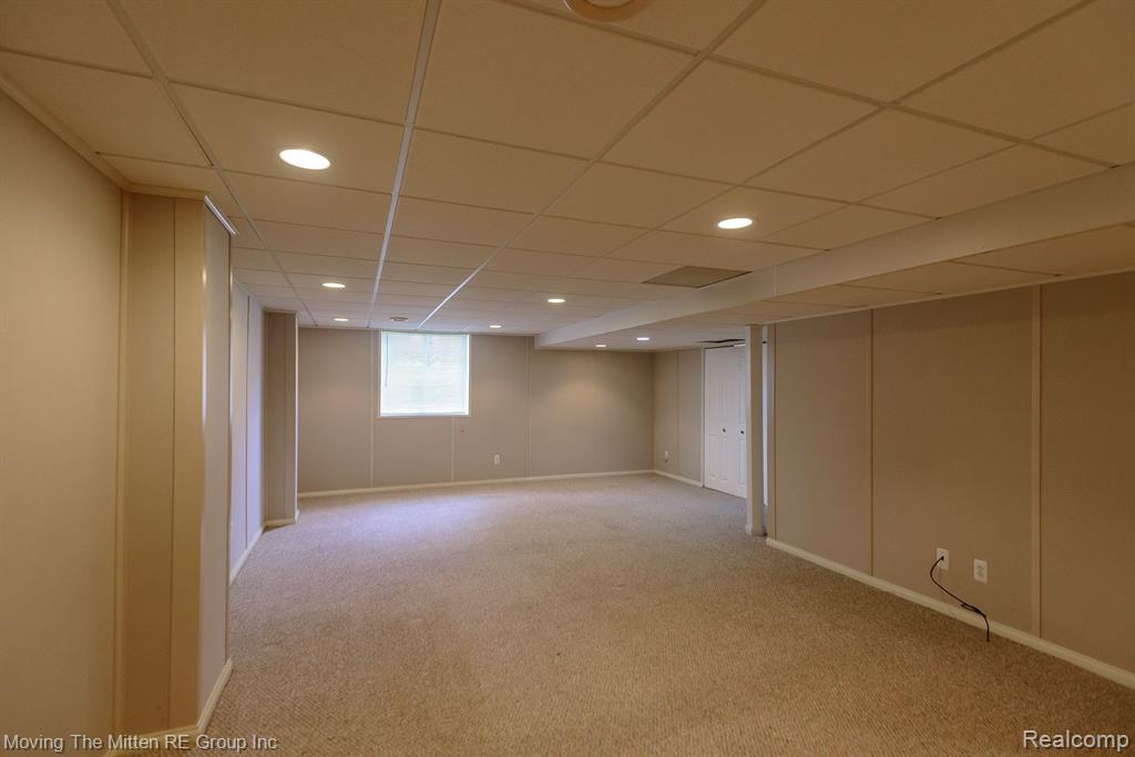 42990 N CUMBERLAND Drive, Van Buren, MI 48111 — Photo 35