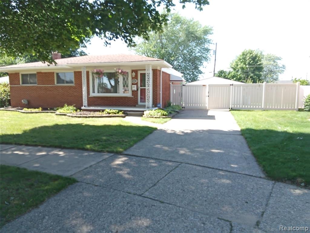 8283 Christine Street, Warren, MI 48093 — Photo 3