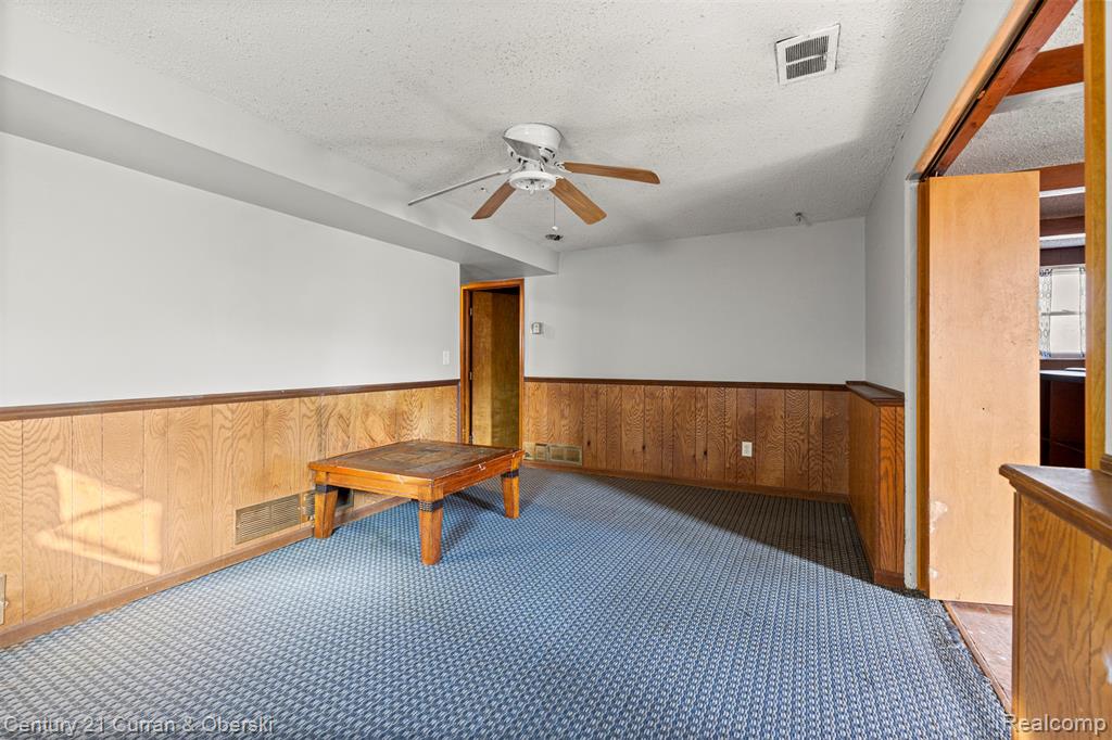 8319 Ziegler Street, Taylor, MI 48180 — Photo 29