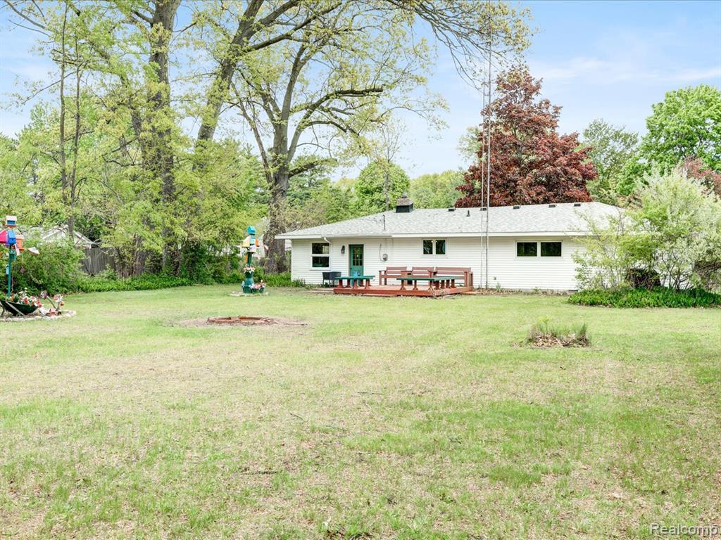 4437 ATKINS Road, Port Huron, MI 48060 — Photo 22