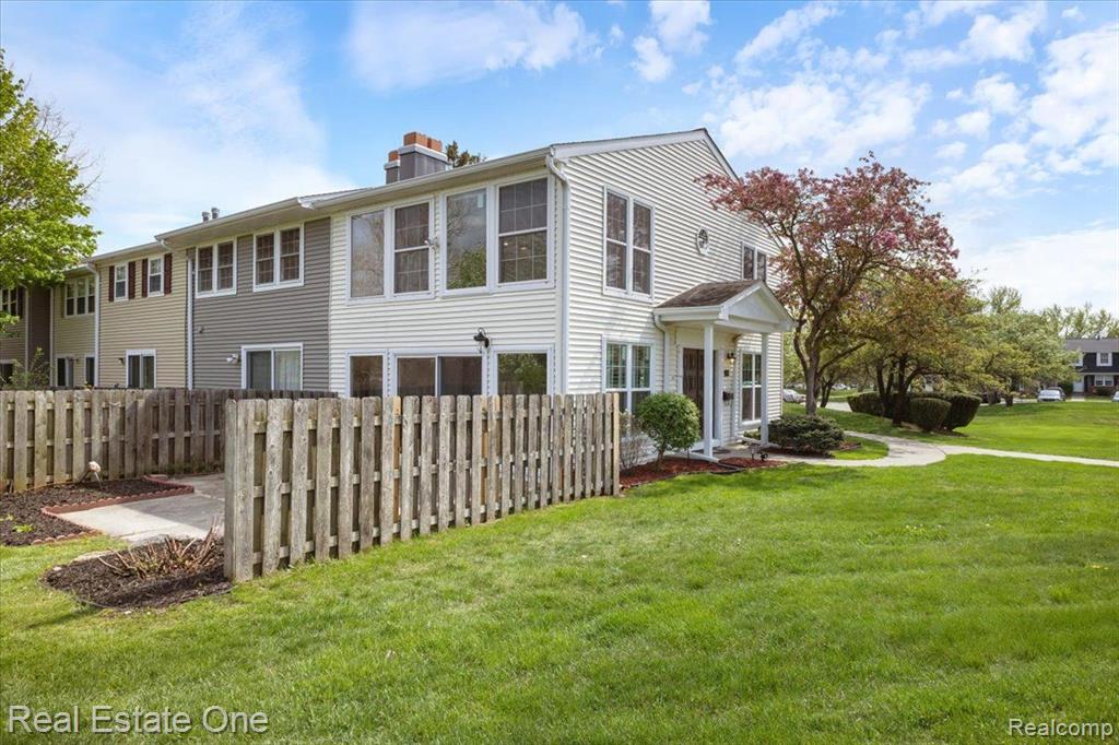 20098 BRYN MAWR, Northville, MI 48167 — Photo 37