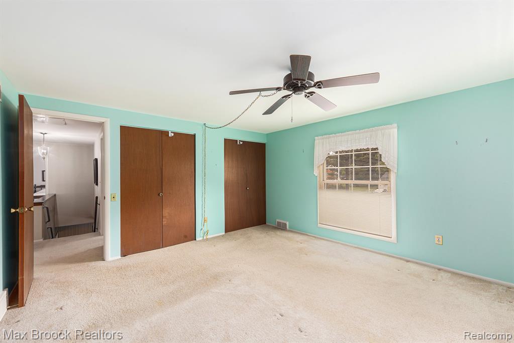 942 S Shady Hollow Circle, Bloomfield Hills, MI 48304 — Photo 19